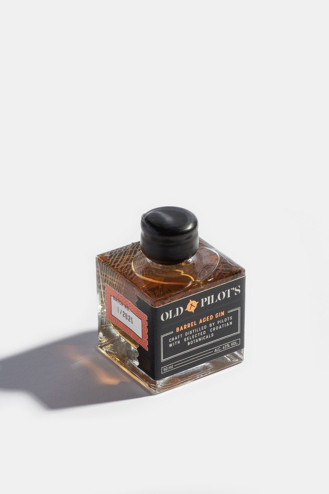 Old Pilot's - Barrel aged gin